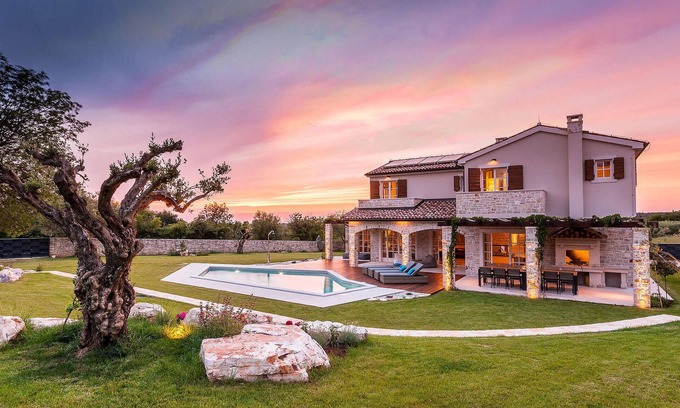 Stifanici House | Awesome home in Porec