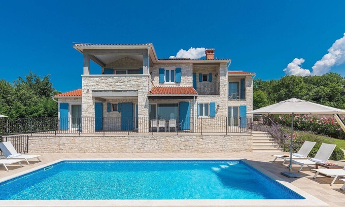 Strpacici House | Awesome home in Porec with sauna