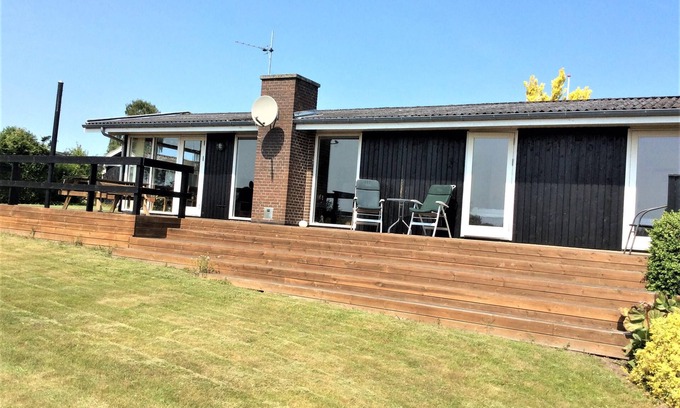 Ronde House | Awesome home in Rønde with 3 Bedrooms