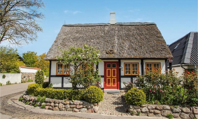 Samsø House | Awesome Home In Samsø With Wifi