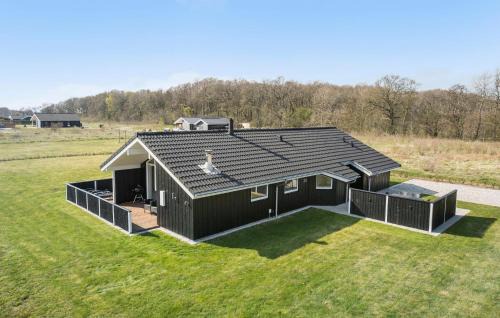 Egense House | Awesome Home In Storvorde With Sauna