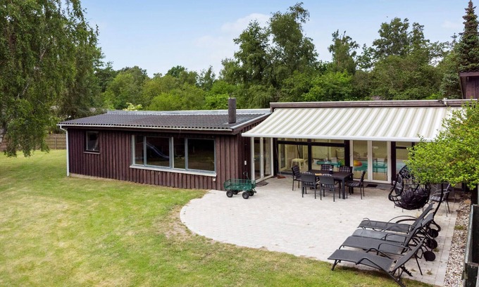 Bøtø By House | Awesome home in Væggerløse