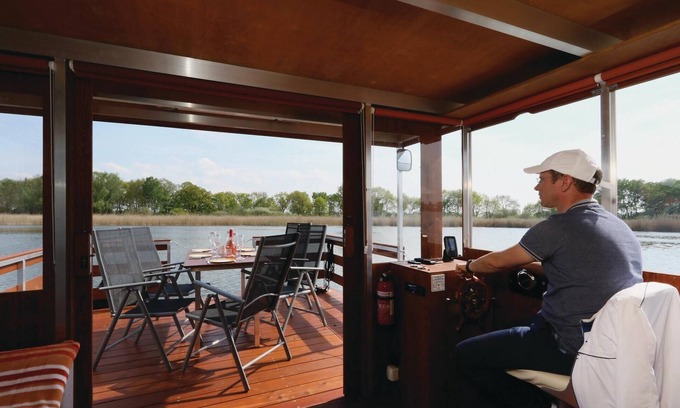 Radewege Boat Rental | Awesome ship in Radewege