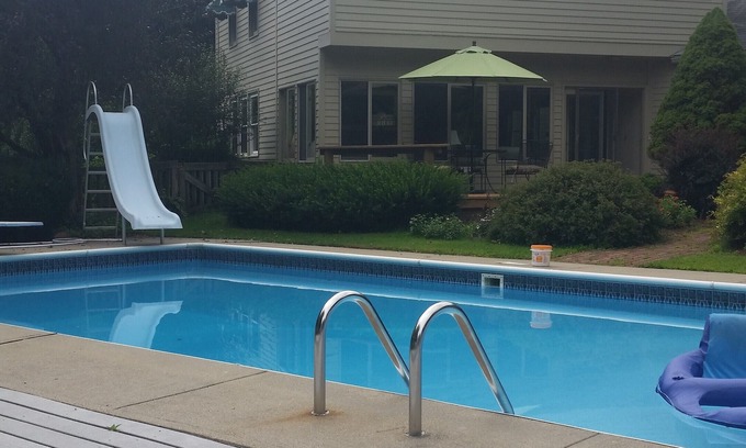 Haydenville House | Awesome Strategic Location Near Smith College