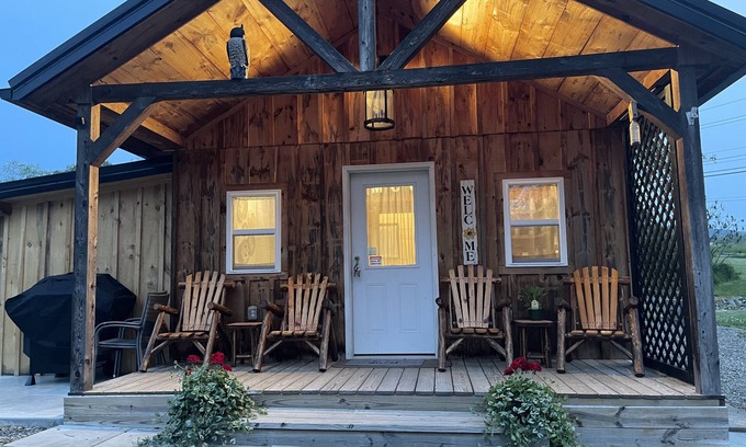 Painted Post Cabin | Ayers Acres Cabin 1 - near Watkins Glen, Corning, Finger Lakes - sleeps 6