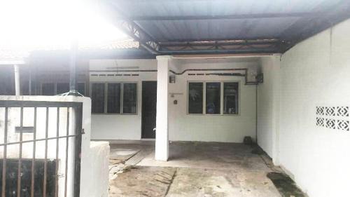 Rawang House | AYUHOMESTAY ii, KUNDANG GAMUDA GARDEN