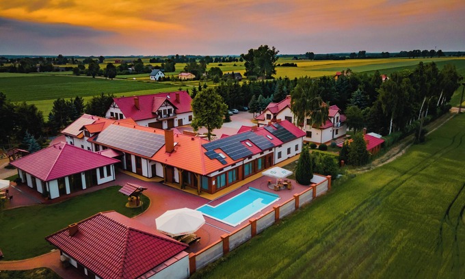 gmina Ostrowite Resort | Azretreat