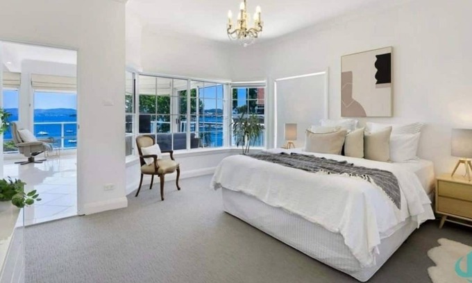 Belmont House | Azure Vista - waterfront, stunning views
