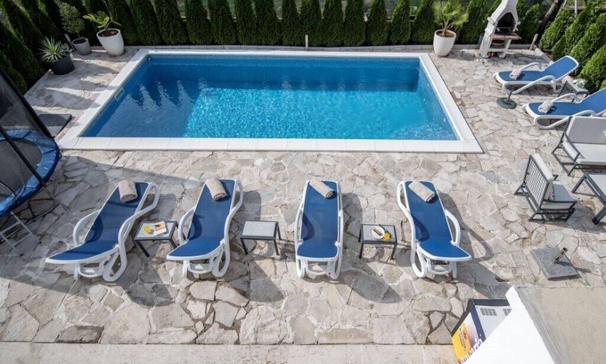 Trebinje Apartment | Azzurro I apartment with Swimming pool in Trebinje