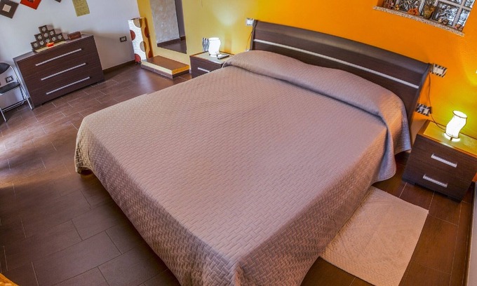 Guspini Bed & Breakfast | B & B Annalu '(MAGGIE room)