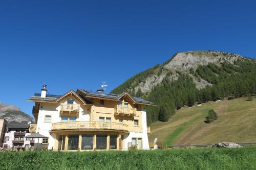 Livigno Hotel | B&B Ecohotel Chalet des Alpes