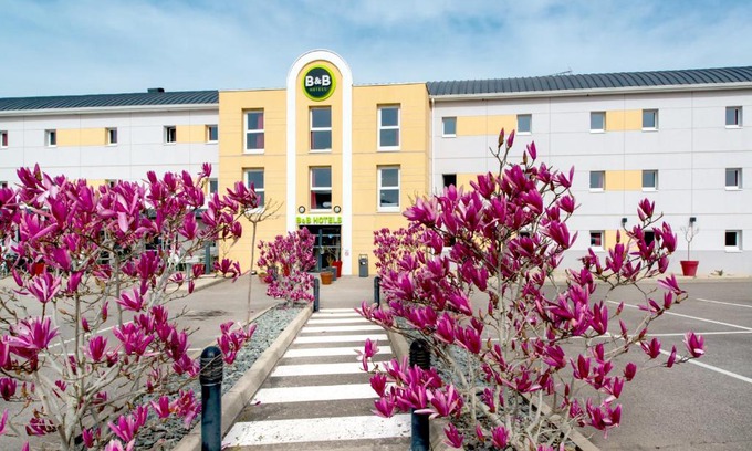 Cholet Hotel | B&B HOTEL Cholet Nord