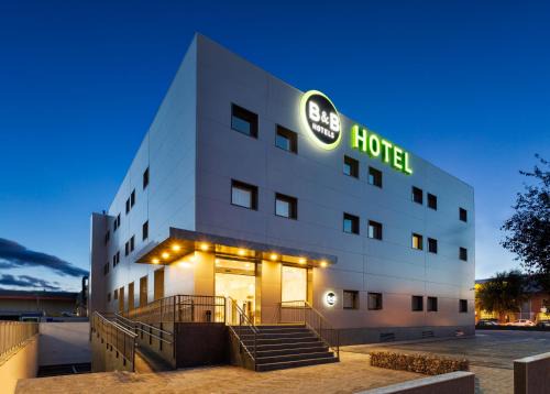 Suroeste Hotel | B&B HOTEL Madrid Alcorcón