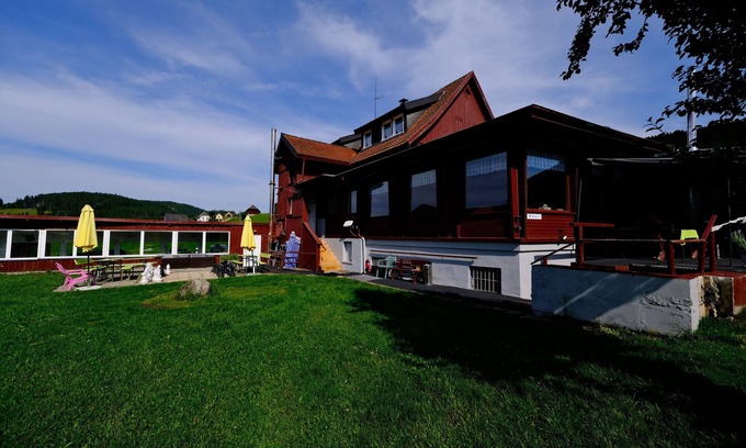Titisee-Neustadt Hotel | B+B Hotel Sonnenmatte Near Badeparadies