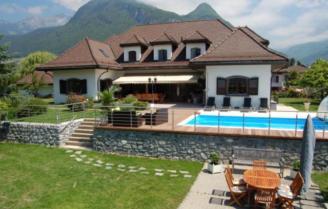 Aigle Bed & Breakfast | B&B L'Eden