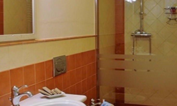 Albaretto della Torre Bed & Breakfast | B & B LA ROLA RED ROOM