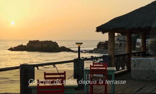 Popenguine Hotel | B&B Pieds dans l'eau