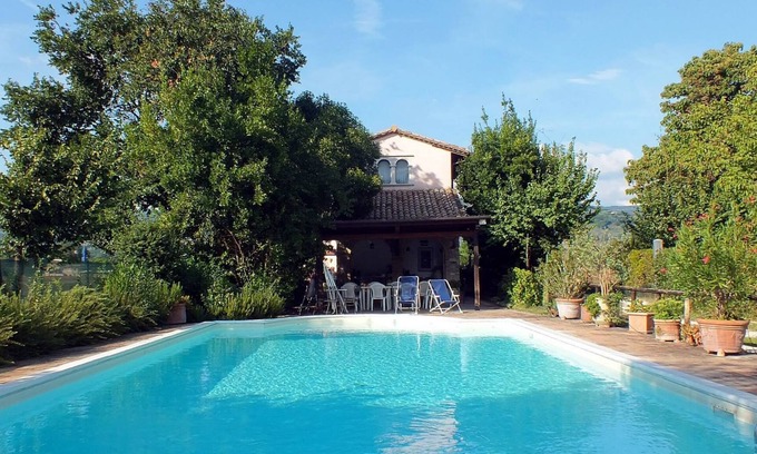 Assisi Bed & Breakfast | B&B with Pool and view of Assisi