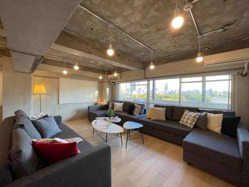 Hiroshima City Centre Apartment | b hotel Dai3Himawari - 30 sec to PeacePark! HUGE comfort house Up to 10p