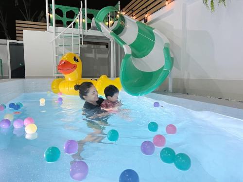 Hua Hin House | B leaf pool villa ชะอำ