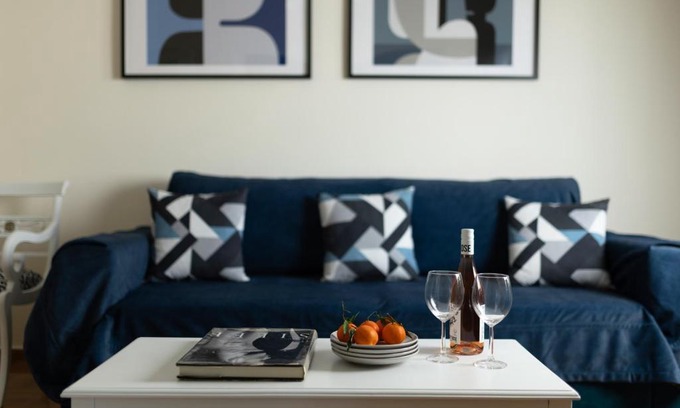 Koukaki Apartment | B1 Angels' Residence