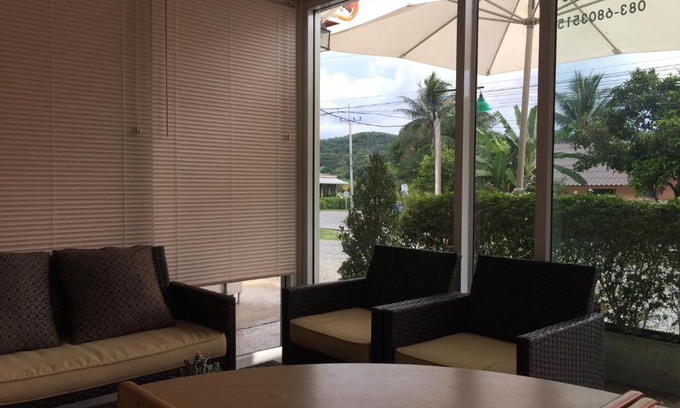 Nong Nam Daeng House | Baan Chan Suan