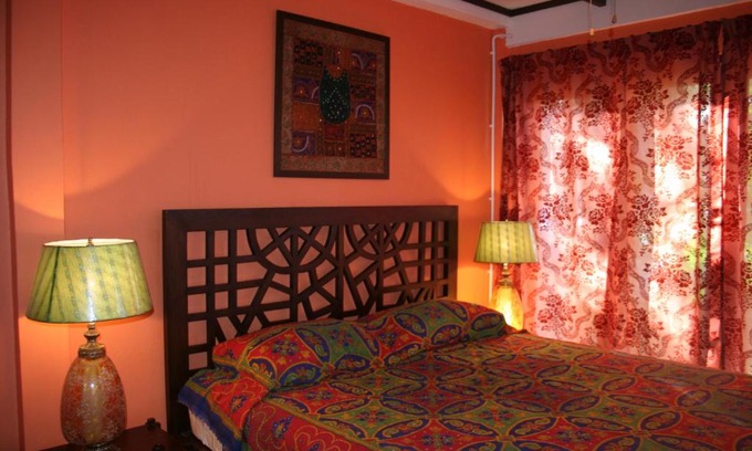 Phaya Yen House | Baan Til Dao Pround Fah