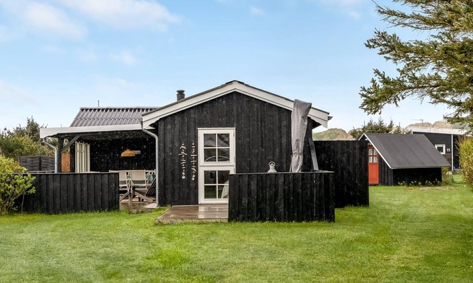 Lokken House | "Baarde" - 350m from the sea by Interhome