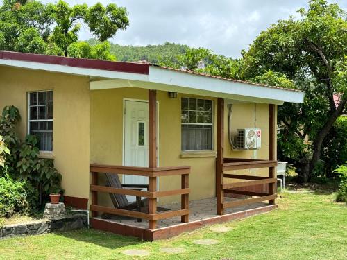Rodney Bay Apartment | Bachelor by Orchard House