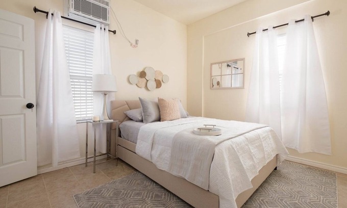 Amarillo House | Back house Oasis: Quiet & Roomy