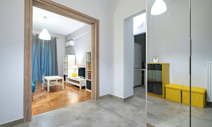 Nea Chalkidona Apartment | Backyard Bliss in Ano Patisia by ΜΡS