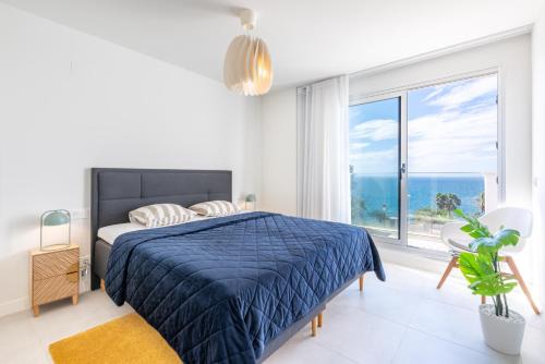 Torrequebrada Apartment | Bahia de Torrequebrada - 2 Bedroom Apartment with Seaview