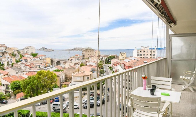 Endoume Apartment | Bail mobilité - Balcon et vue splendide sur la mer