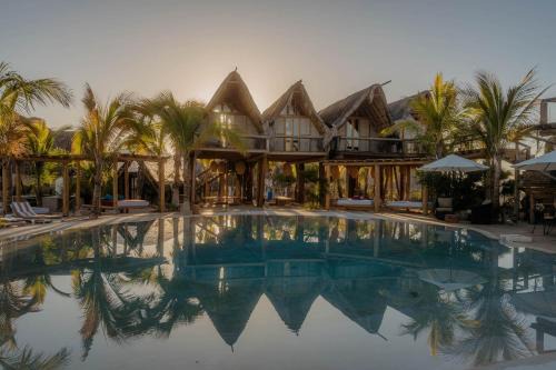 Todos Santos Hotel | Baja Nomads Hotel - Adults 15 Plus