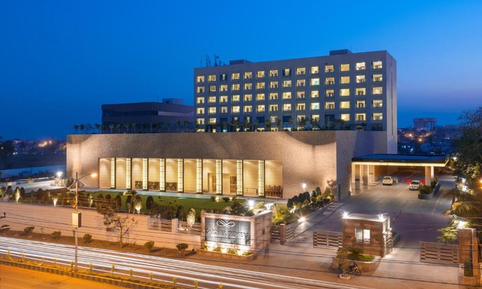 Solapur Hotel | Balaji Sarovar Premiere