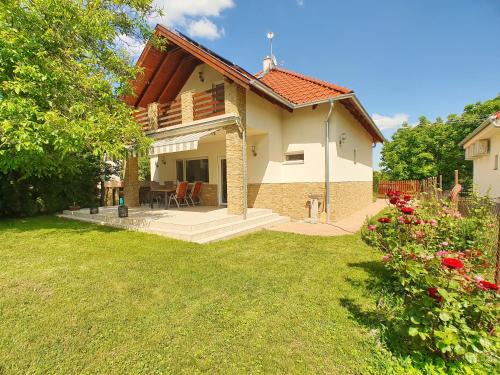 Vonyarcvashegy Apartment | Balaton Breeze - Biró Tours 45