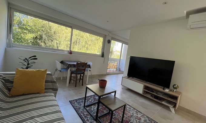 Perigueux Apartment | Balcon sur la Rivière Face à la Vieille Ville