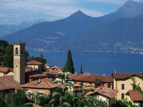 Menaggio Bed & Breakfast | Balcone Fiorito
