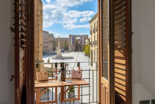 Avila Apartment | Balcony VIEW to Avila's alcazar