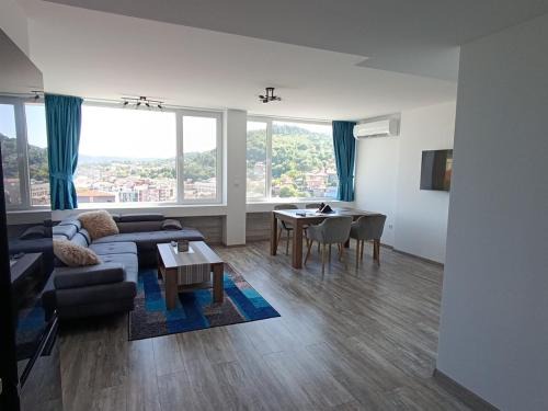 Gabrovo Apartment | Balkan Tower Deluxe