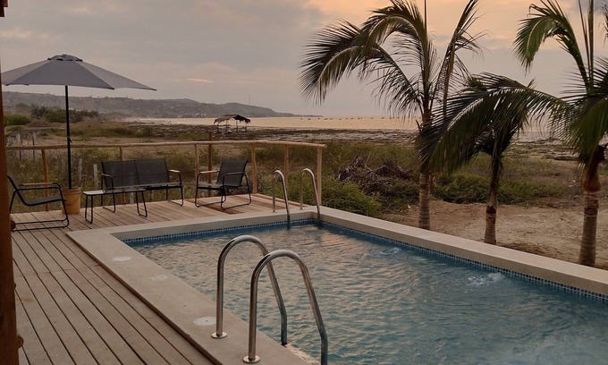 Caleta Cruz House | Ballena ocean front beach&pool house, Zorritos