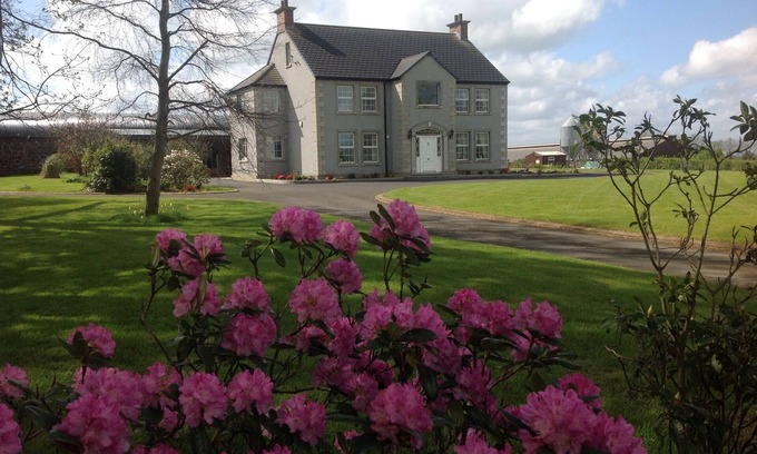 Antrim Bed & Breakfast | Ballyharvey House B&B