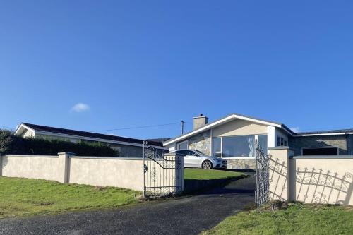 Ballyliffin House | Ballyliffin bungalow with stunning beach views