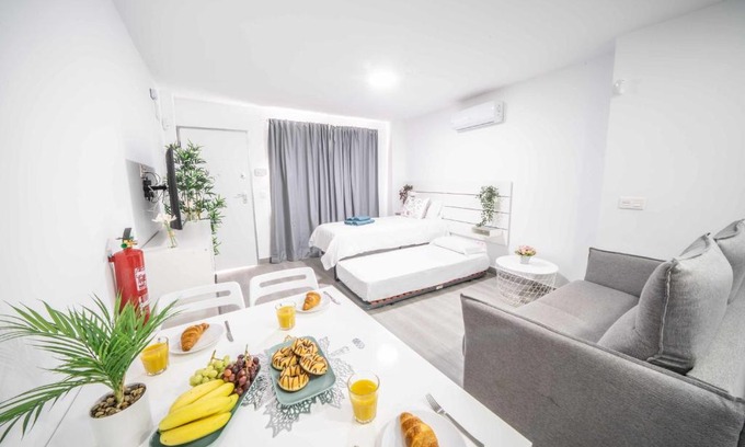 Pedregalejo Playa Apartment | Balneario Pedregalejo Loft A