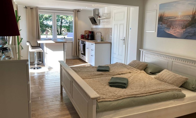 Nienhagen Apartment | Baltic Sea, 1-room vacation apartment for 2 people in the Baltic Sea resort of Nienhagen, 5 minutes to the beach