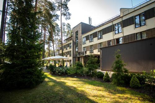 Baltezers Hotel | Baltvilla