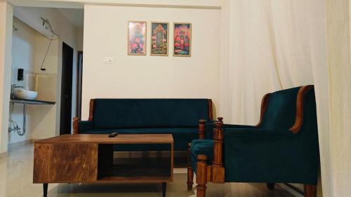 Baner Apartment | Bamboo Stays Posh 2bhk with Sky Garden