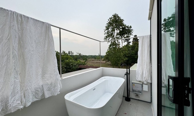 Bung Khong Long Hotel | Ban Kanda