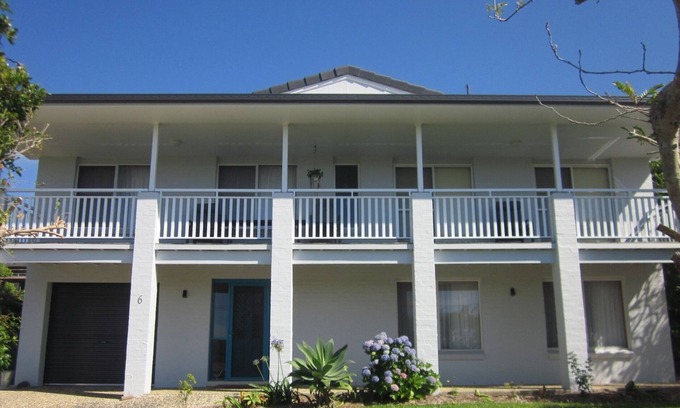 Scotts Head House | Bantry Bay - Scotts Head