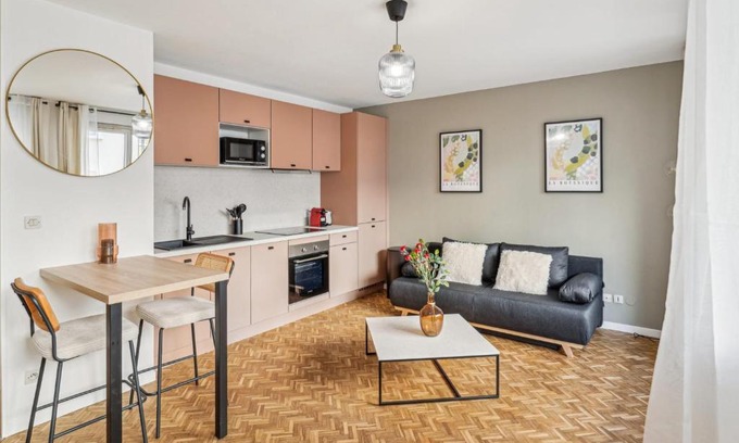 Villette - Maisons Neuves Apartment | Baraban Apartment for 4 people with Balcony near Part-Dieu